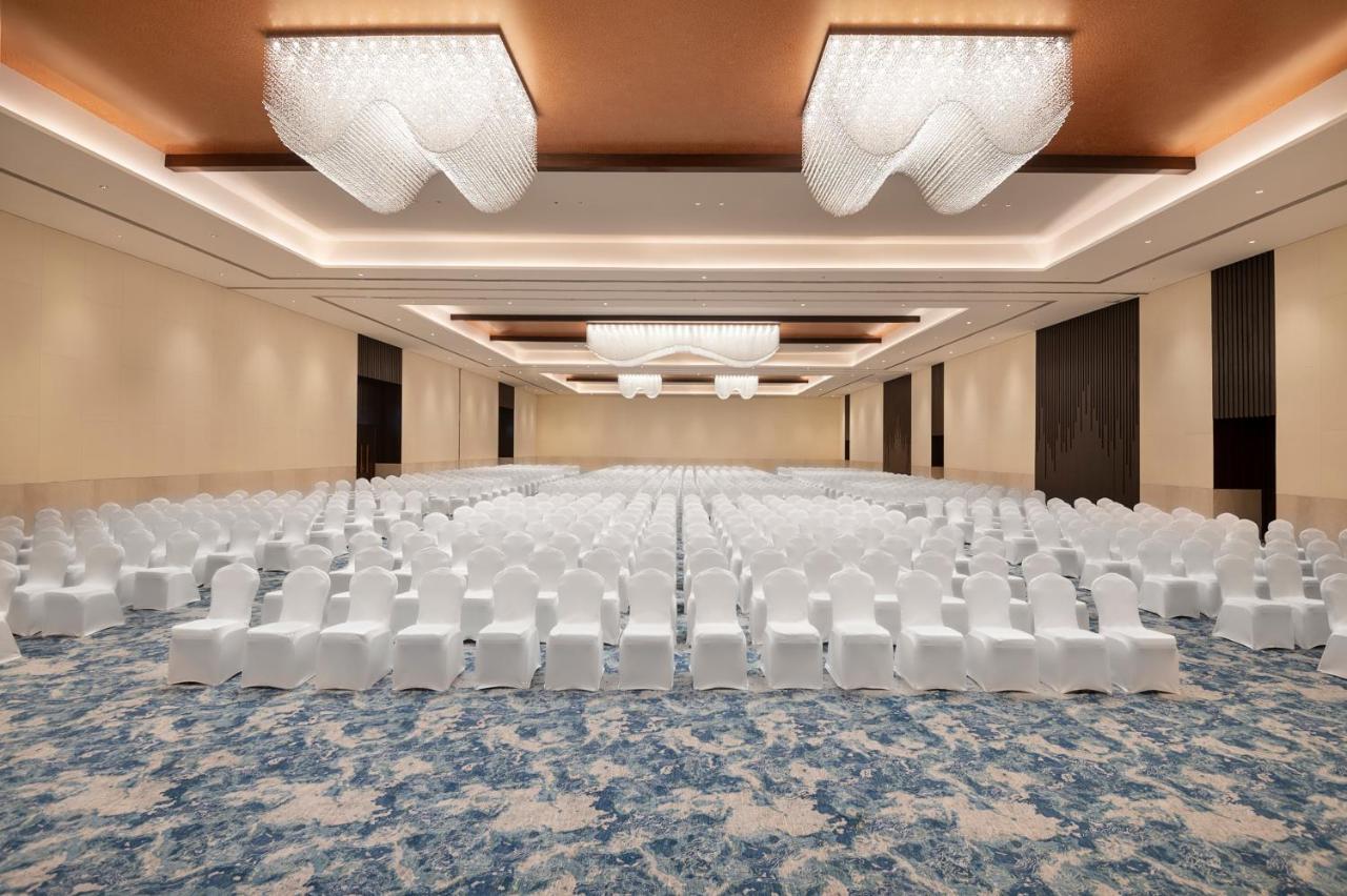 Radisson Blu Resort Visakhapatnam Exteriör bild