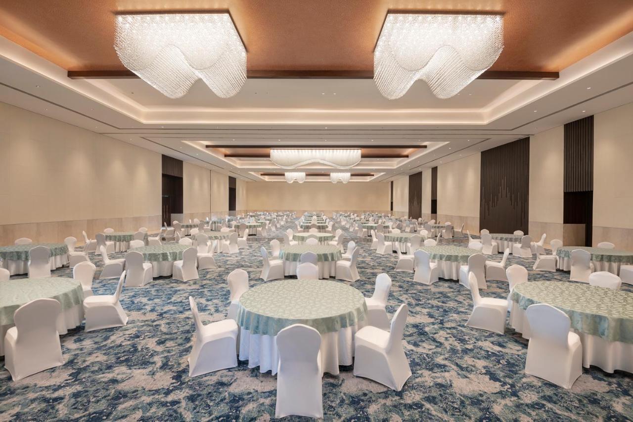 Radisson Blu Resort Visakhapatnam Exteriör bild