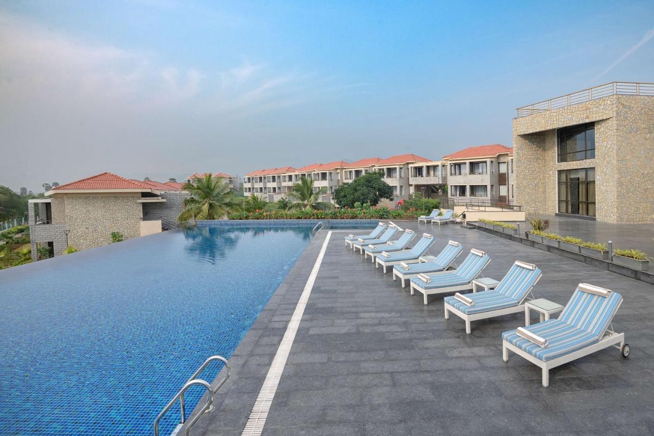 Radisson Blu Resort Visakhapatnam Exteriör bild