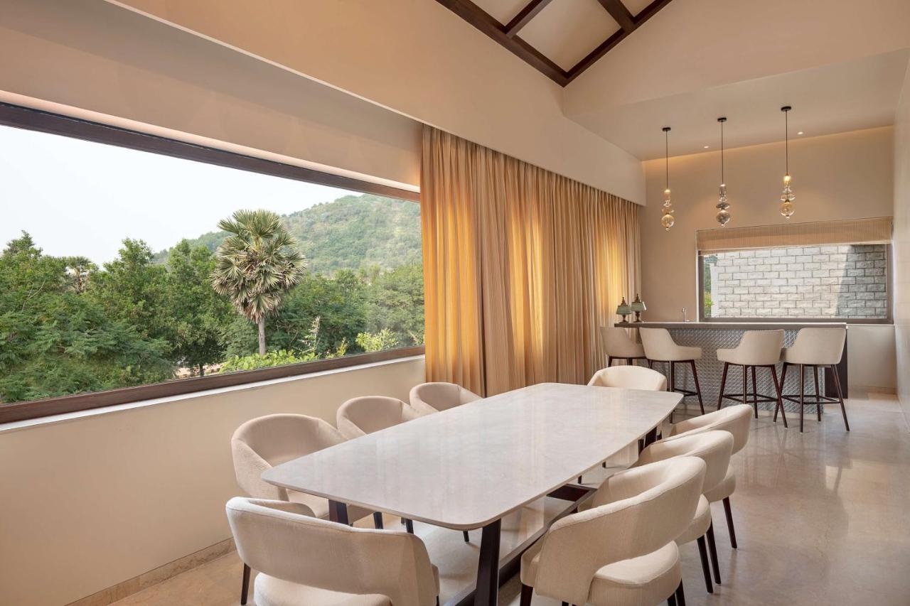 Radisson Blu Resort Visakhapatnam Exteriör bild