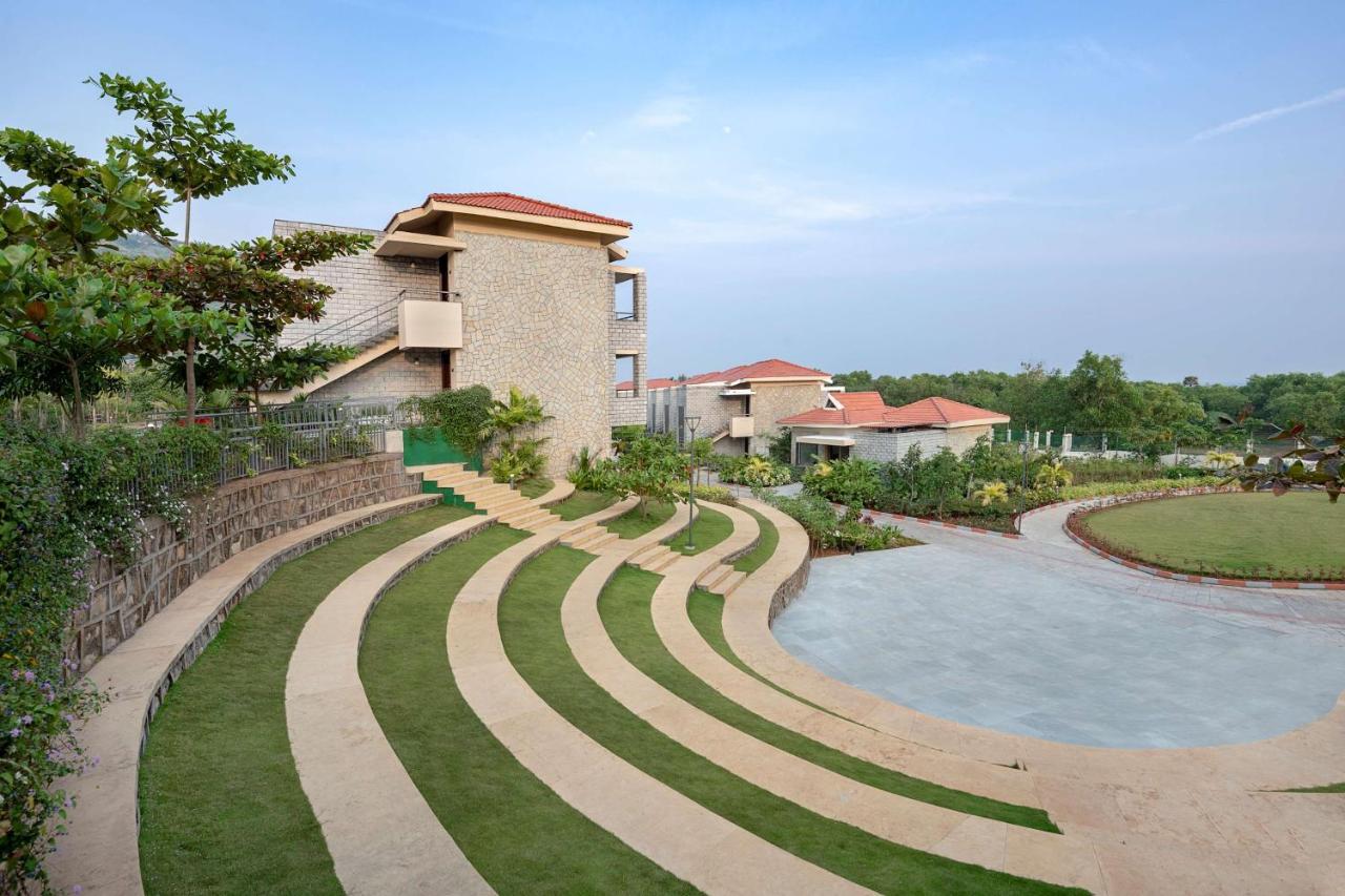 Radisson Blu Resort Visakhapatnam Exteriör bild